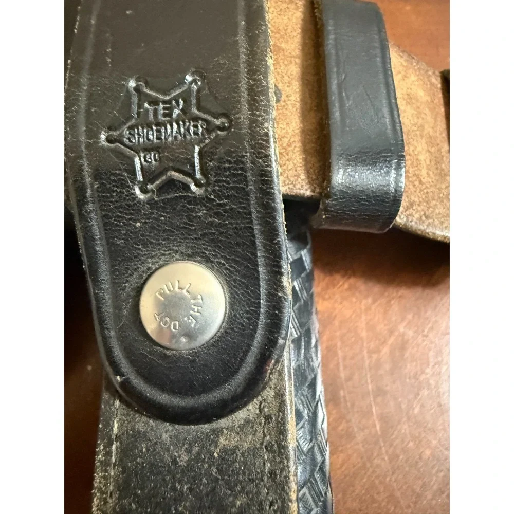 VTG Police‎ Leather Duty Belt Set Safariland Tex Shoemaker Holster Collector Lot